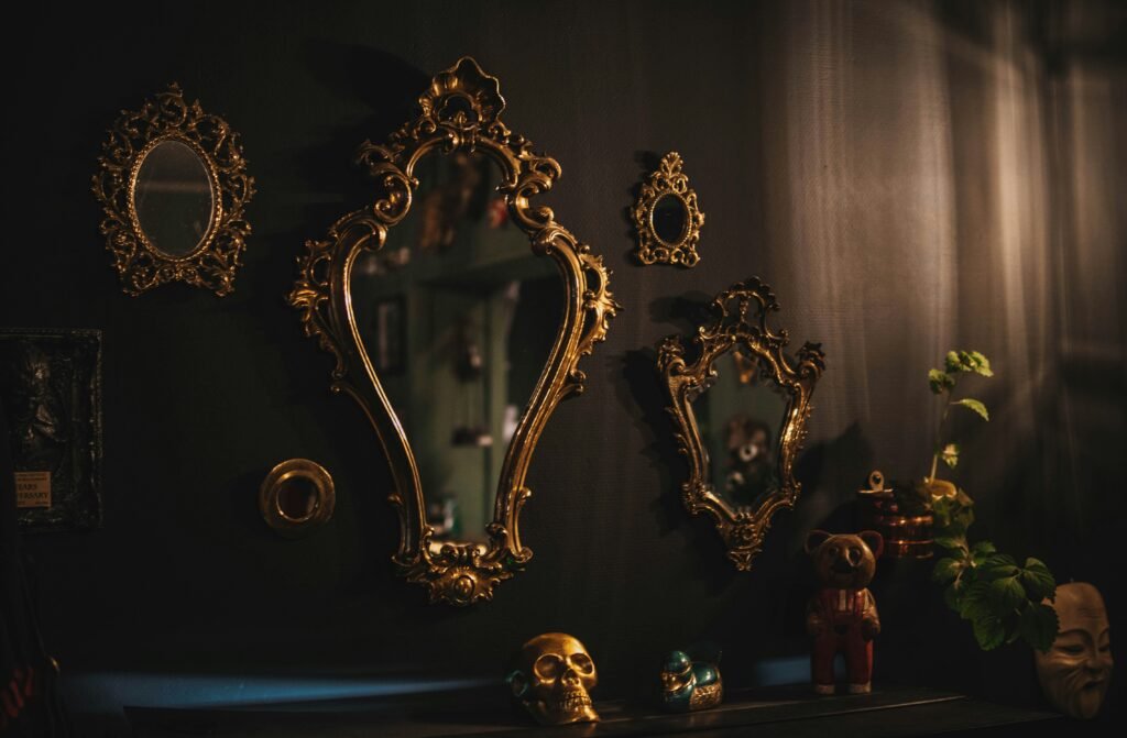 home decor Architecture & Interiors, Interiors, Wall mirror, Mirrors for a Spacious Feel.